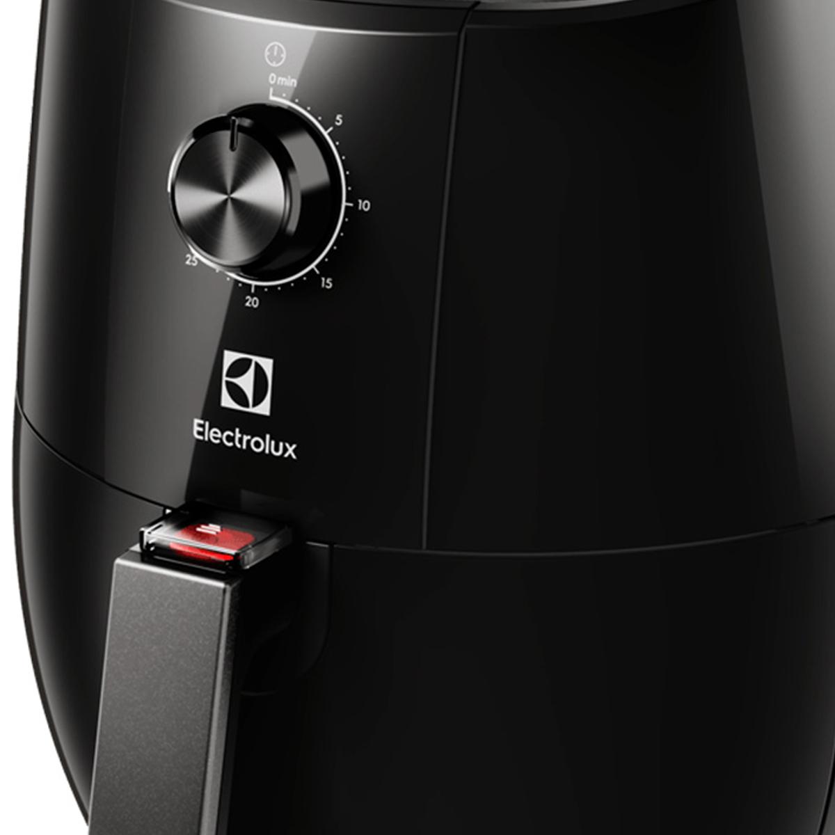 Freidora Electrolux Efficient EAF101 Analogica 1400w 3.2L, Negra